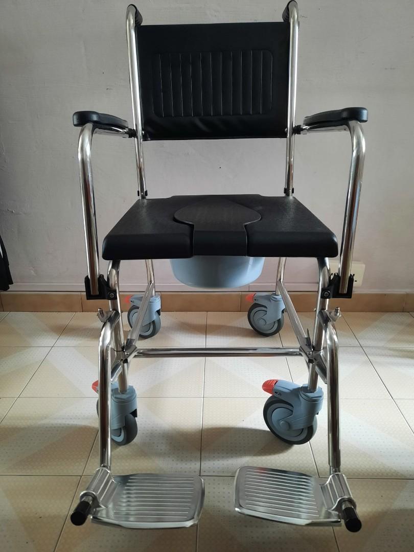Fully Waterproof Pu Seat Stainless Steel Rolling Shower Commode Wheelchair With Flip Up Armrest & Detachable Footrest