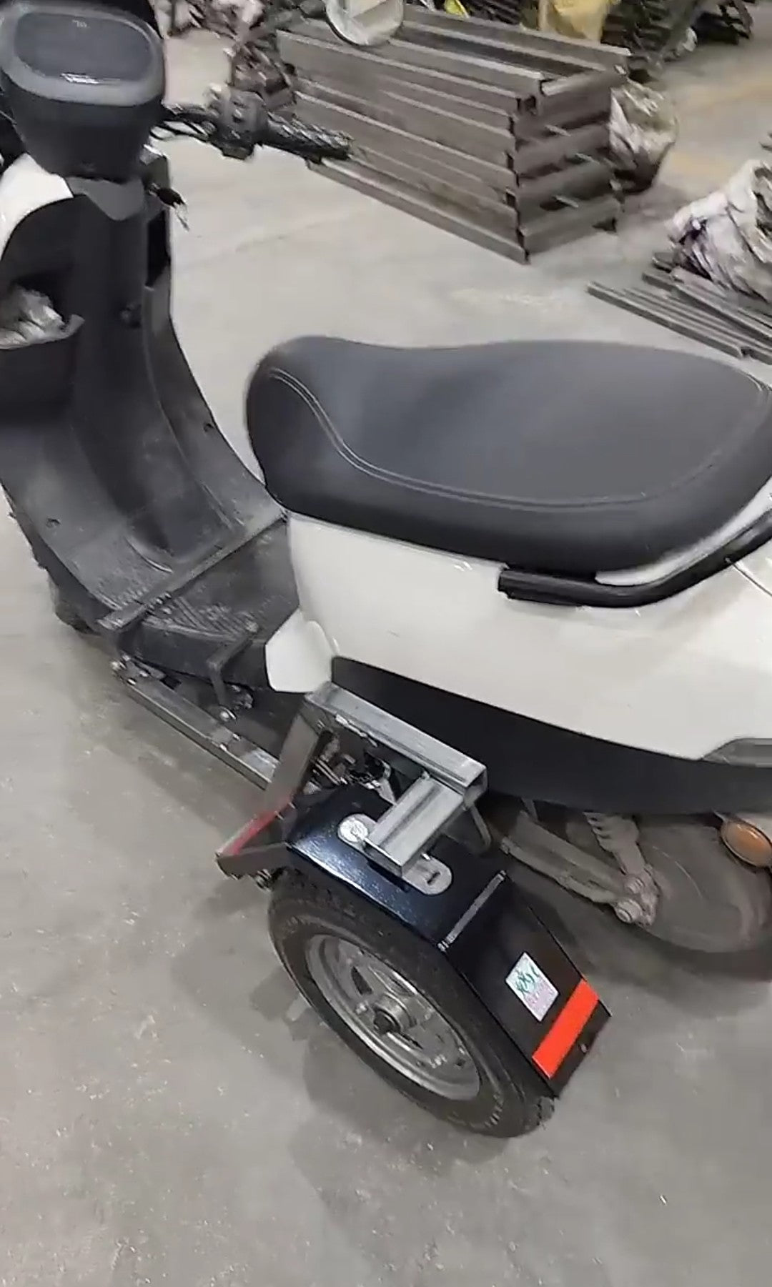 Compact Side Wheel Attachment Kit for Ola Electric Scooter