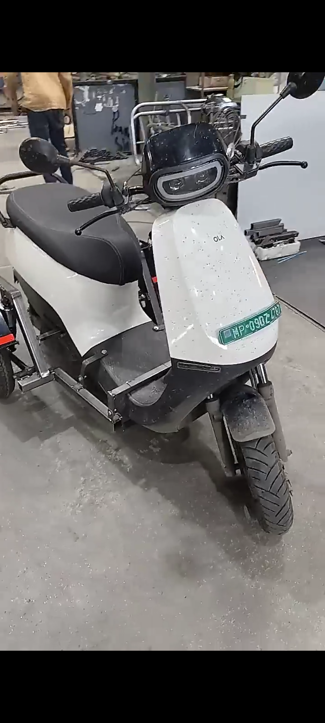 Compact Side Wheel Attachment Kit for Ola Electric Scooter